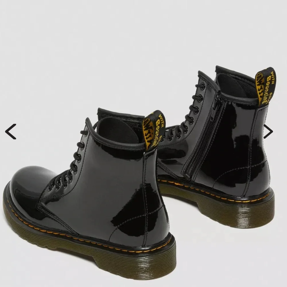 Dr. Martens- Big Kids size 3 - Picture 2 of 7